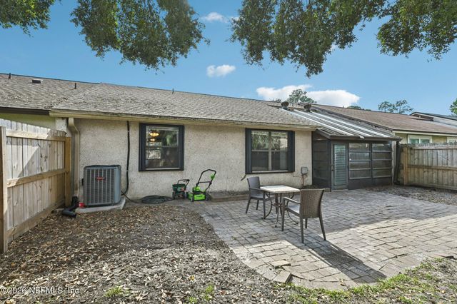 3371 DONZI Way W, Jacksonville, FL 32223