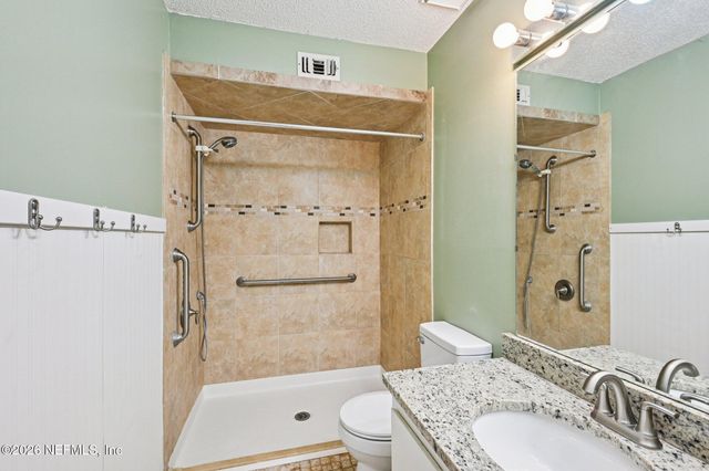 3371 DONZI Way W, Jacksonville, FL 32223