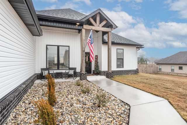 4093 Hampton Drive, Benton, AR 72019