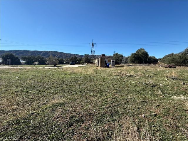 8539 W Avenue L, Lancaster, CA 93536