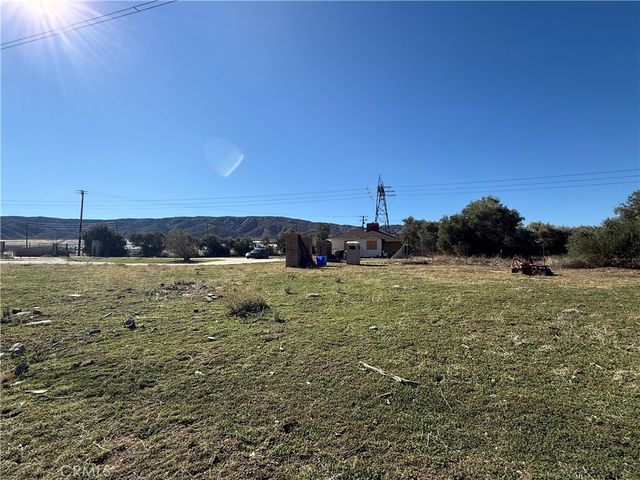 8539 W Avenue L, Lancaster, CA 93536