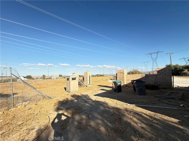 8539 W Avenue L, Lancaster, CA 93536
