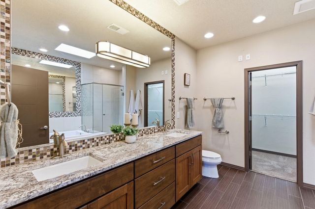 1323 Valle Lane NW, Albuquerque, NM 87107