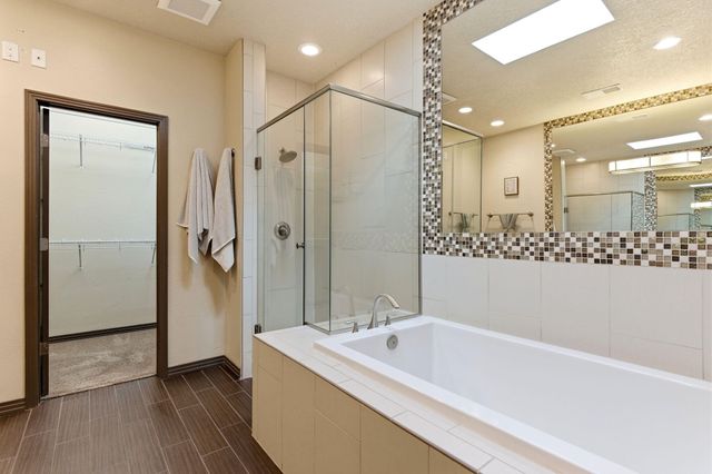 1323 Valle Lane NW, Albuquerque, NM 87107