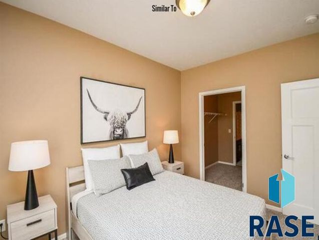 7446 S Louise Ave Ave Avenue 202, Sioux Falls, SD 57108