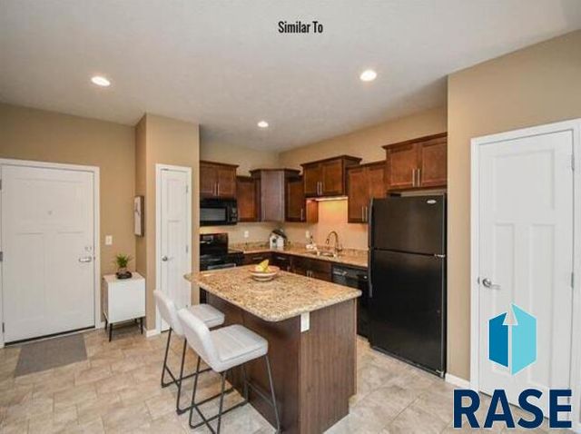 7446 S Louise Ave Ave Avenue 202, Sioux Falls, SD 57108