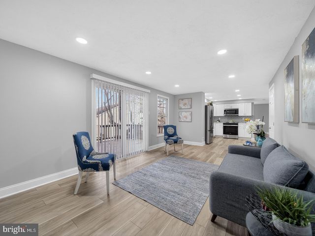 18011 SILVER LEAF DR, Gaithersburg, MD 20877