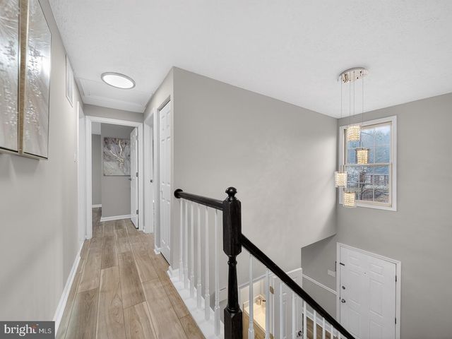 18011 SILVER LEAF DR, Gaithersburg, MD 20877