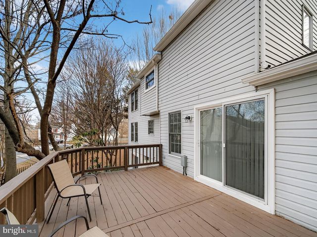 18011 SILVER LEAF DR, Gaithersburg, MD 20877