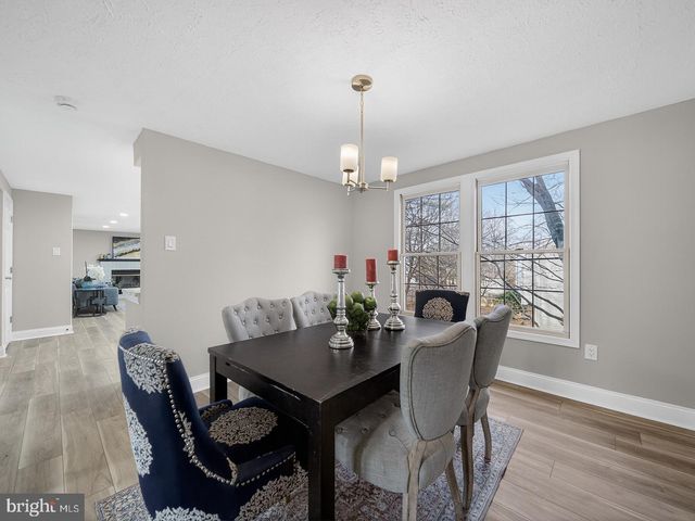 18011 SILVER LEAF DR, Gaithersburg, MD 20877