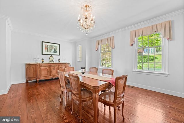 631 HARVEYS BRIDGE RD, Coatesville, PA 19320