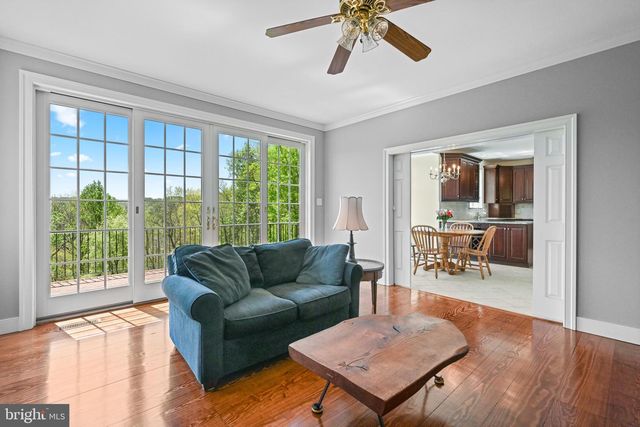 631 HARVEYS BRIDGE RD, Coatesville, PA 19320