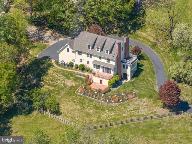 631 HARVEYS BRIDGE RD, Coatesville, PA 19320