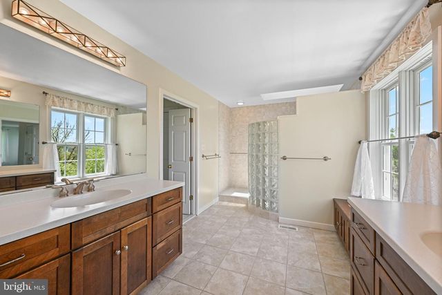 631 HARVEYS BRIDGE RD, Coatesville, PA 19320