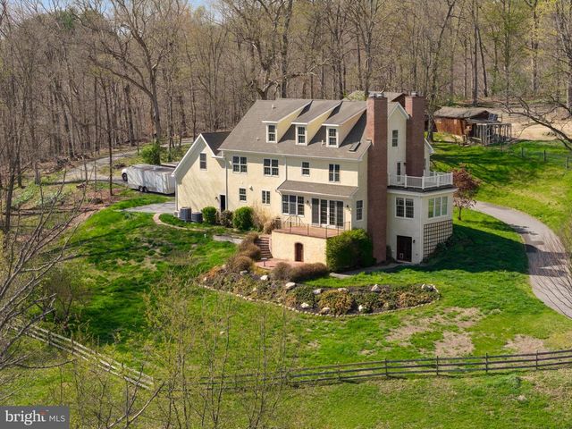 631 HARVEYS BRIDGE RD, Coatesville, PA 19320