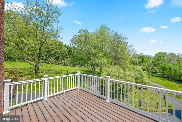 631 HARVEYS BRIDGE RD, Coatesville, PA 19320
