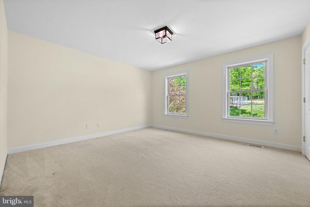 631 HARVEYS BRIDGE RD, Coatesville, PA 19320