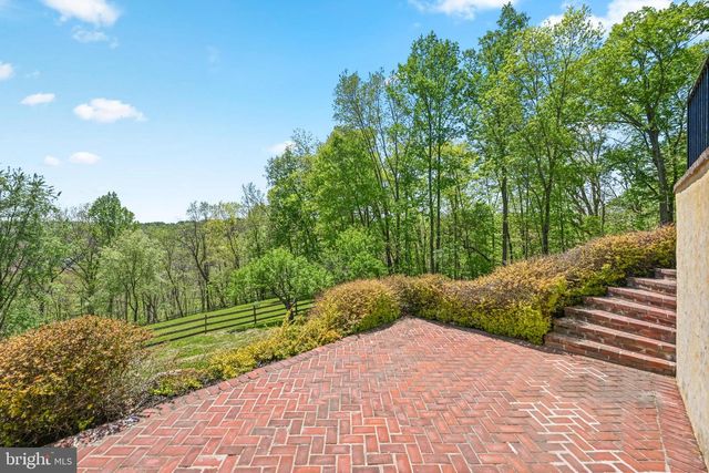 631 HARVEYS BRIDGE RD, Coatesville, PA 19320
