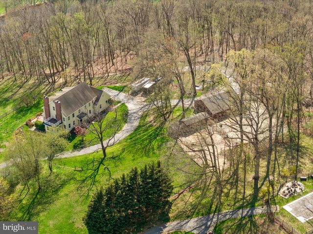 631 HARVEYS BRIDGE RD, Coatesville, PA 19320