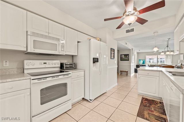 26740 Rosewood Pointe LN 101, Bonita Springs, FL 34135