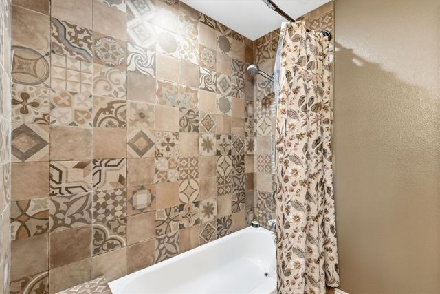 5732 Emilia Way, Leonard, TX 75452