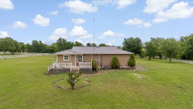 5732 Emilia Way, Leonard, TX 75452