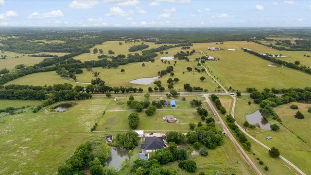 5732 Emilia Way, Leonard, TX 75452