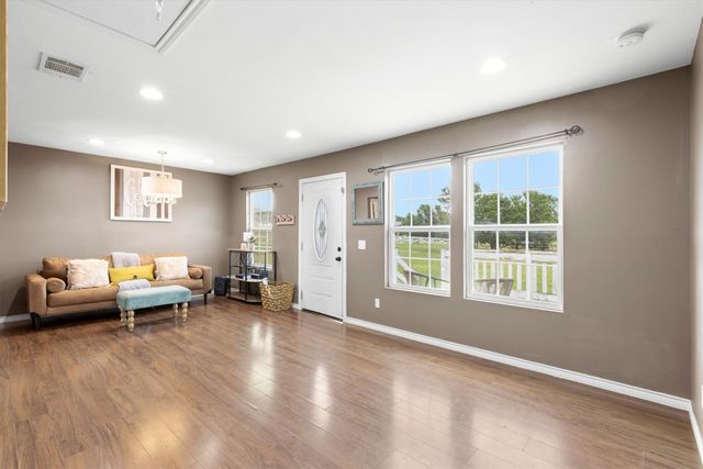 5732 Emilia Way, Leonard, TX 75452