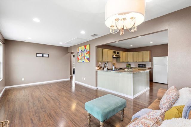 5732 Emilia Way, Leonard, TX 75452