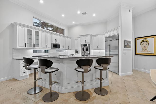 8030 Laurel Ridge Court, Delray Beach, FL 33446