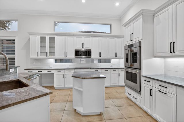 8030 Laurel Ridge Court, Delray Beach, FL 33446