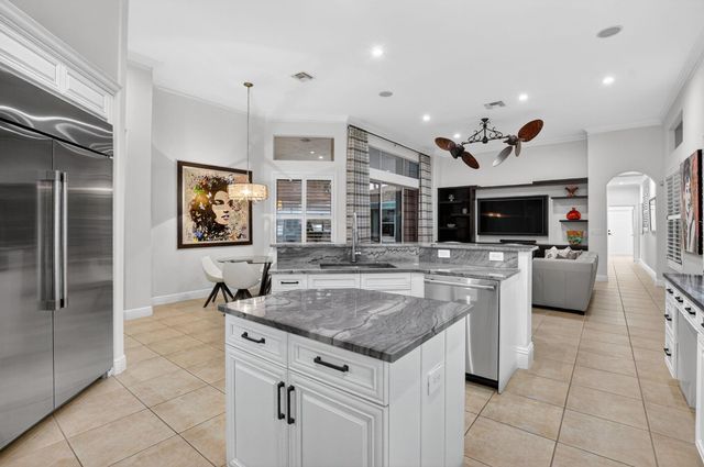 8030 Laurel Ridge Court, Delray Beach, FL 33446