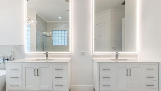 8030 Laurel Ridge Court, Delray Beach, FL 33446