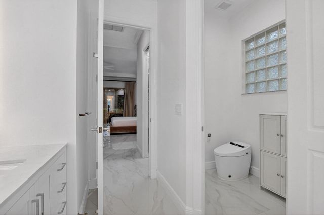 8030 Laurel Ridge Court, Delray Beach, FL 33446