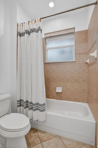 8030 Laurel Ridge Court, Delray Beach, FL 33446