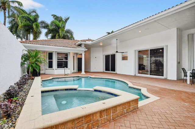 8030 Laurel Ridge Court, Delray Beach, FL 33446