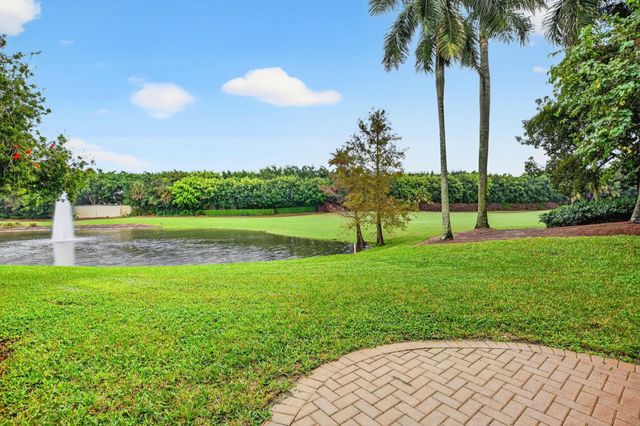 8030 Laurel Ridge Court, Delray Beach, FL 33446