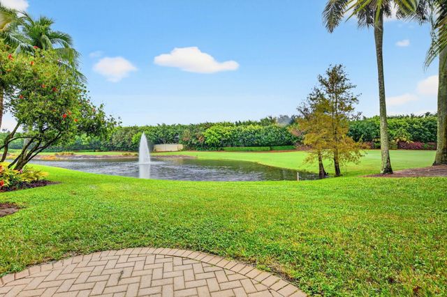 8030 Laurel Ridge Court, Delray Beach, FL 33446