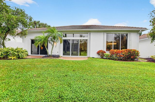 8030 Laurel Ridge Court, Delray Beach, FL 33446