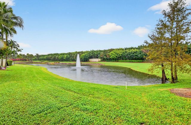 8030 Laurel Ridge Court, Delray Beach, FL 33446