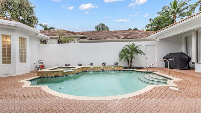 8030 Laurel Ridge Court, Delray Beach, FL 33446