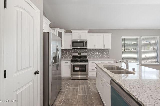 528 Caddo Lane, Clint, TX 79836