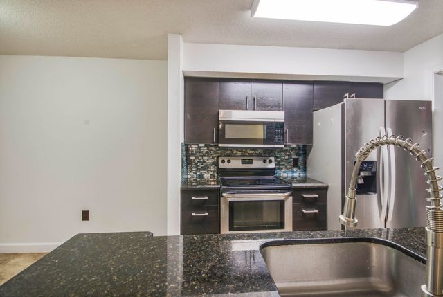 815 W Boynton Beach Boulevard 11-103, Boynton Beach, FL 33426