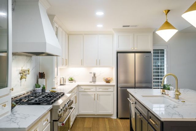 7423 Tangleglen Drive, Dallas, TX 75248