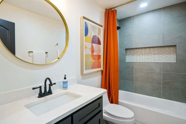 7423 Tangleglen Drive, Dallas, TX 75248