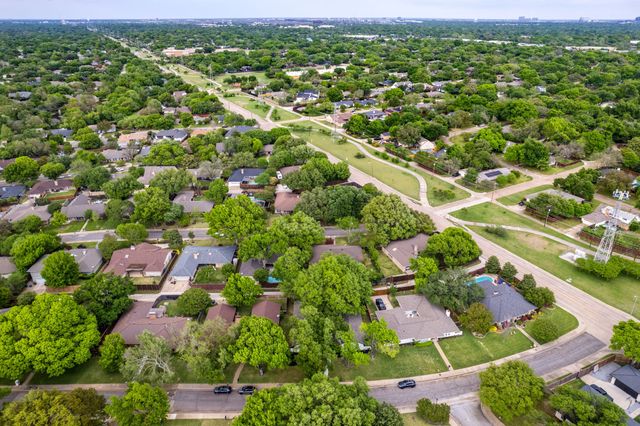 7423 Tangleglen Drive, Dallas, TX 75248