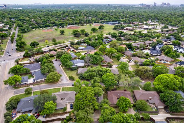 7423 Tangleglen Drive, Dallas, TX 75248