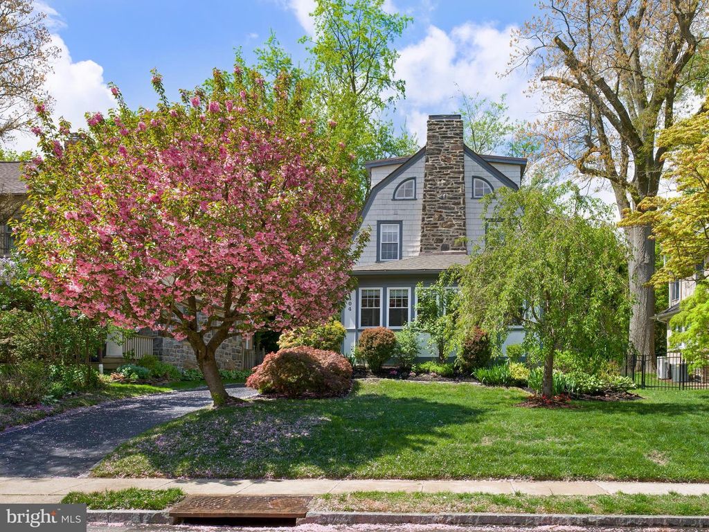 404 KENT RD, Bala Cynwyd, PA 19004