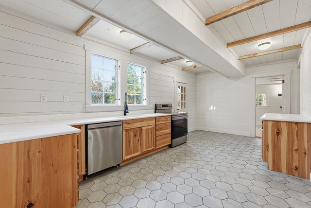 95 Kara Cove, Vilonia, AR 72173