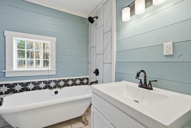 95 Kara Cove, Vilonia, AR 72173